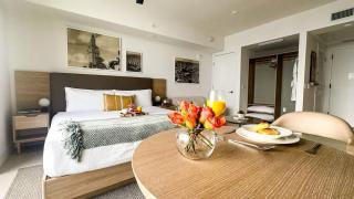 MVR Ultra-High Floor Retreat with Balcony - Miami - 7