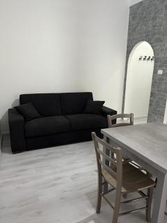 Tommy House - Catania - 1
