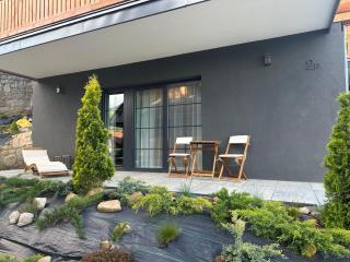 Szafranowe Wzgórze III - Oficyna, zew Jacuzzi, Parking - 0