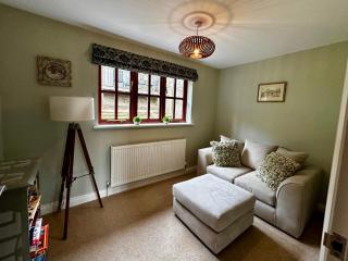 28 Barnes Meadow - Uplyme - 9