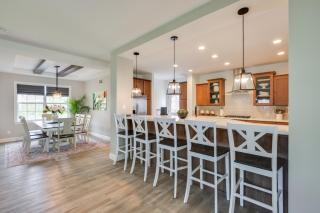 Waterfront Views Lake Ontario Gem with Fire Pit - Sackets Harbor - 3