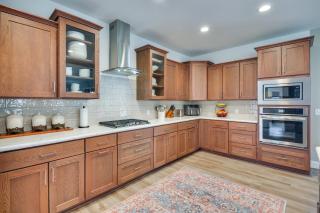 Waterfront Views Lake Ontario Gem with Fire Pit - Sackets Harbor - 2