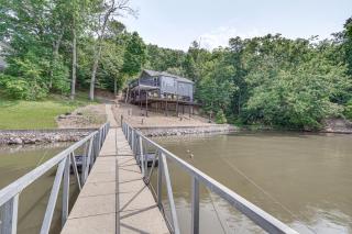 Views and Private Dock Lake of the Ozarks Retreat! - Climax Springs - 9