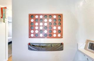 Game Night Condo W Darts & More - Boise - 1