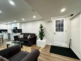 Nice Room In Renovated Basement - Ajax - 3