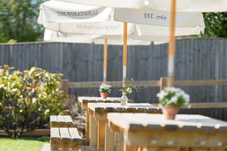 The Wheatsheaf - - 8