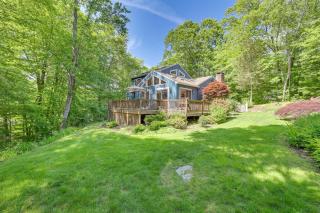 BBQ Ready Quiet Connecticut Retreat with Fire Pit - - 9