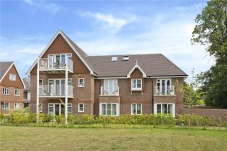 Modern Hampton Hideaway - East Molesey - 9
