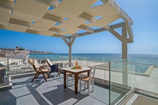 Pelagos Home, Liatiko Suite - Kalamaki - 0