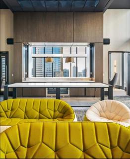 Highrise Haven With 5-Star Amenities And Luxury Perks In Downtown Seattle - Seattle - 3