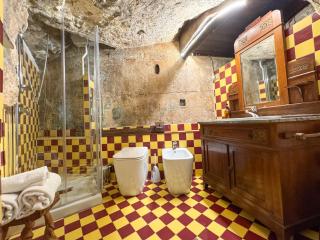 Kalma Elephant Tower - Medieval Stay with a City View - 5