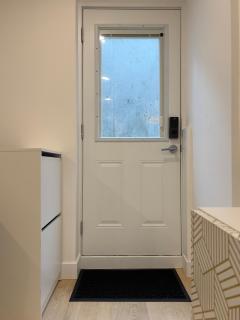1Bd Modern Suite close to Langley Events Centre and Hwy1 - Langley - 3