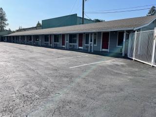 Lark Motel Willits - Willits - 8