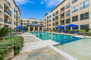 Bayou City Escape Peaceful 1BR Near Downtown w Free Parking - Houston - 6