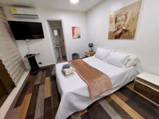 EasyHouse - Medellín - 5