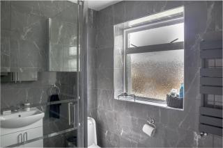 3 Bedroom House in East London - Londra - 1