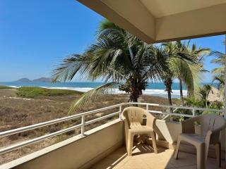 Beautiful beachfront space and pool - Mazatlán - 6