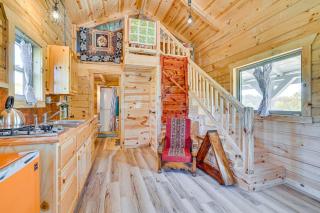 Fins and Flowers Lewiston Cabin with Trout Fishing! - - 1