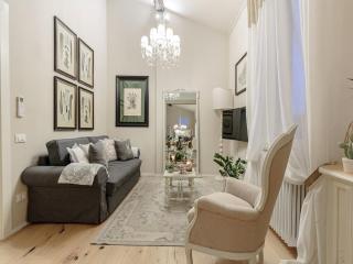 Apartment in Lucca with Terrace Views - Lucca - 2