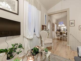 Apartment in Lucca with Terrace Views - Lucca - 4