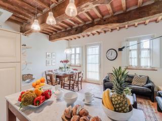 Apartment in Tuscany with Scenic Pool Views - San Gennaro - 2