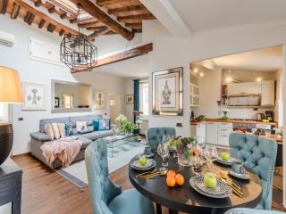 Apartment in Lucca with Private Terrace - Lucca - 8