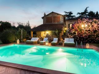 Farmhouse in Lucca with Saltwater Pool - Capannori - 4
