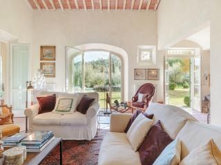 Villa in Camaiore with Pool & Tuscan Views - Camaiore - 4