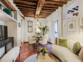 Apartment in Lucca near Cobblestone Streets - Lucca - 8