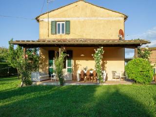 Villa in Tuscany with Infinity Pool - 9