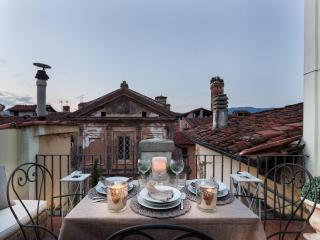 Apartment in Lucca with Panoramic Terrace - Lucca - 9