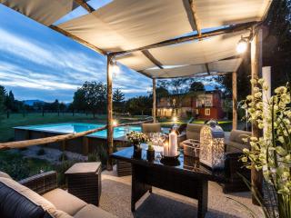 Farmhouse in Tuscany with Pool near Lucca - 1