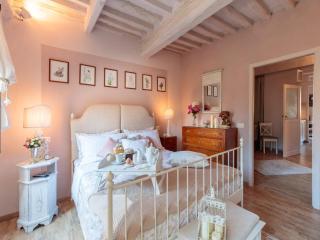 Apartment in Lucca near Piazza Napoleone - Lucca - 2
