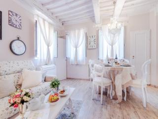 Apartment in Lucca near Piazza Napoleone - Lucca - 4