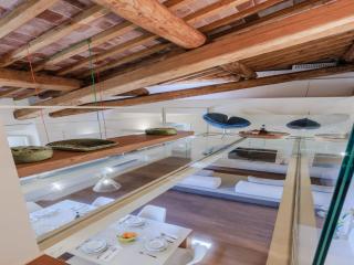 Apartment in Lucca near Torre Guinigi - 2