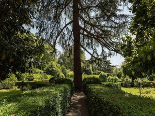 Apartment in Lucca with Private Garden - Lucca - 6
