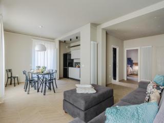 Elegant Apartment in Heart of Lucca - 4