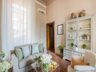 Apartment in Lucca near Guinigi Tower - 3