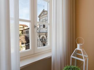 Apartment in Lucca with Cathedral Views - Lucca - 3