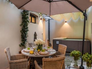 Apartment in Lucca with Private Garden Pool - Lucca - 3