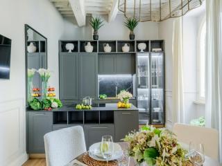 Apartment in Lucca near Historic Landmarks - Lucca - 6