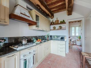 Villa in Tuscany with Stunning Valley Views - San Gennaro - 8