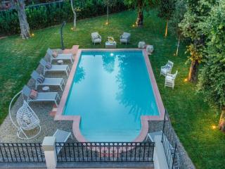 Villa in Lucca near Historic Walls - Lucca - 0