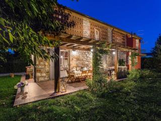 Farmhouse in Tuscany with Pool near Lucca - Lucca - 8