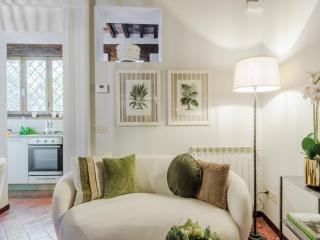 Apartment in Lucca near Cobblestone Streets - 0