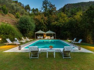 Farmhouse in Tuscany with Pool and Waterfall - Santa Maria del Giudice - 6