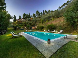 Farmhouse in Tuscany with Pool and Waterfall - Santa Maria del Giudice - 0