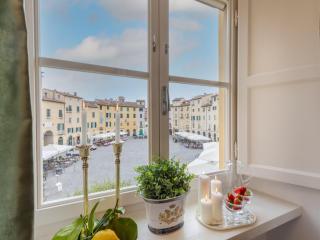 Apartment in Lucca with Piazza Views - Lucca - 6