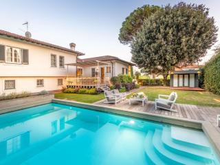 Villa in Pietrasanta near Apuan Alps - Pietrasanta - 0