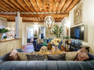 Apartment in Lucca near Historic City Walls - Lucca - 1